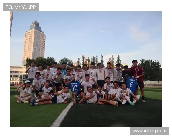 武汉足球队逆袭之旅的真实记录与奋斗精神展现