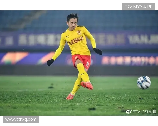 王娜专访:从绿茵场到人生舞台的足球旅程回顾与展望